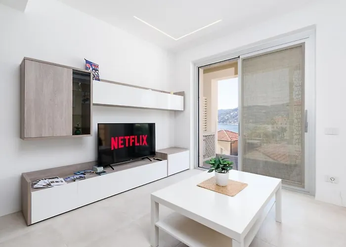  Apartment Spotorno