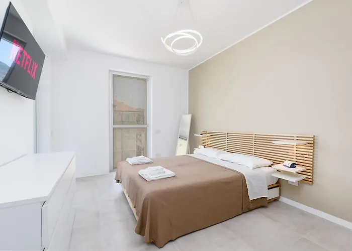  Apartment *